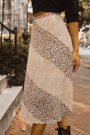 A Floral-print Woven Midi Skirt