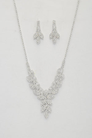Leaf Pattern Crystal Necklace