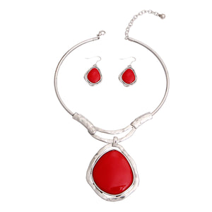 Red Hammered Metal Rigid Choker