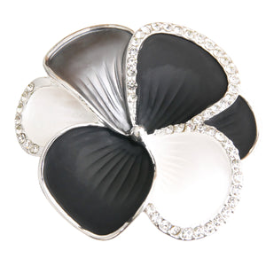 Black and White Flower Magnetic Pin