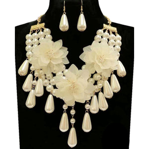 Cream Pearl Teardrop Flower Set